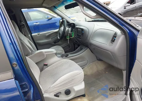 1997 Ford Expedition Eddie Bauer/Xlt из США, поврежденный, VIN 1FMEU18W9VLB82131